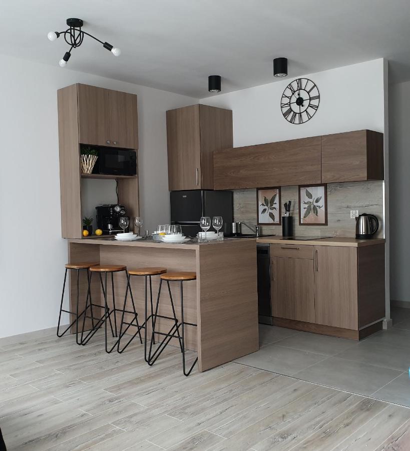 Q Apart Silver -Klimatyzowane Studio Przy Manufakturze Z Garazem Gratis, Fv Lodz (Lodz) Luaran gambar